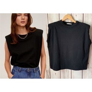 MNG Women's Black Muscle Sleeveless Shirt
Top XS